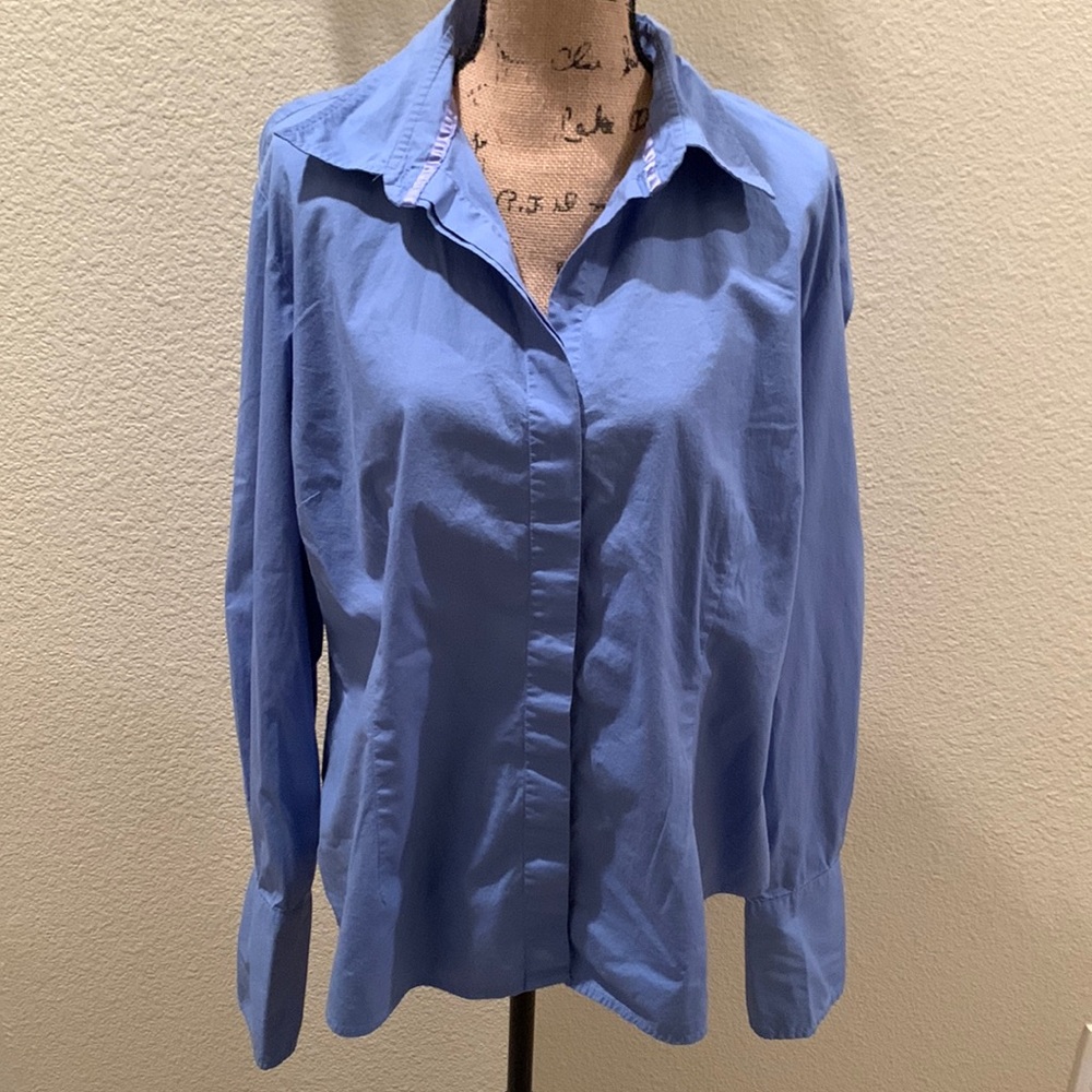 Women’s Moda International Long Sleeve Button Down Top